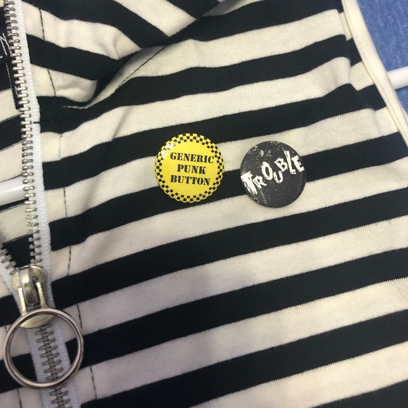 Current Mood Crop Tank Top - Picture 3 of 4